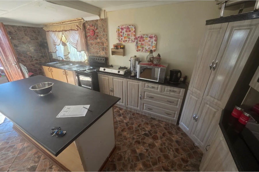 2 Bedroom Property for Sale in Roodepan Northern Cape